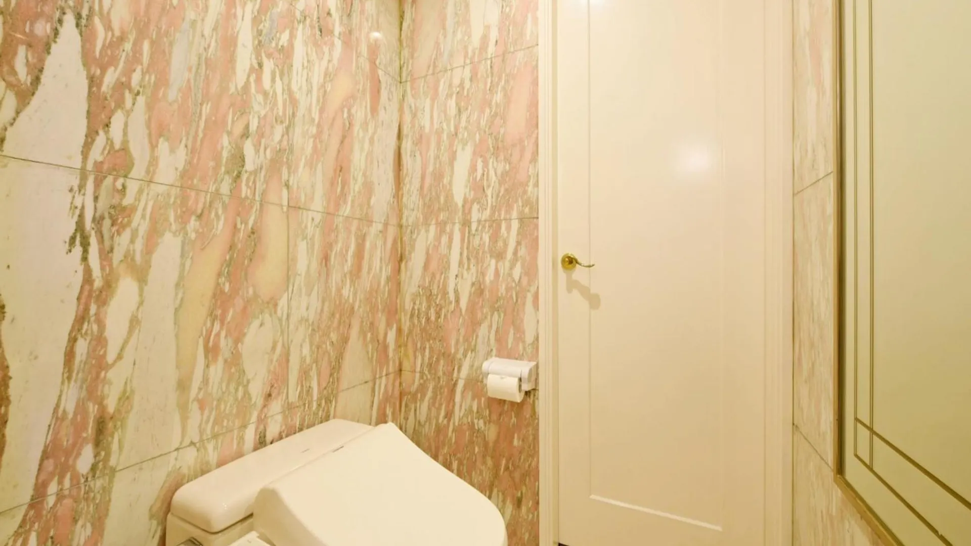 Apartment Pleasure Maruyama - Vacation Stay 52729V Sapporo